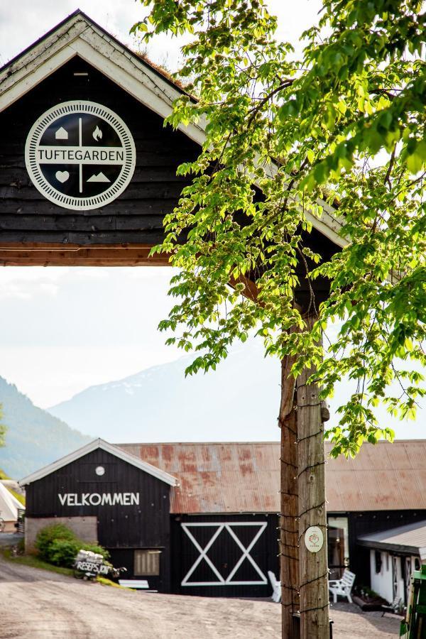 Tuftegarden Hotel Viksdalen Exterior photo